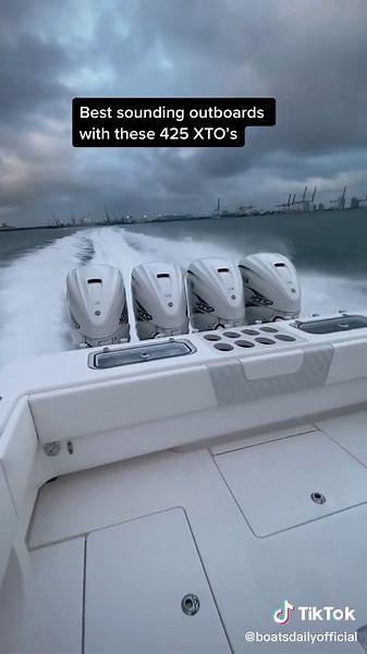 425s are the best sounding outboards by far #MadeWithKeurigContest #HausLabsFoundation #yamaha #boatlife #boats #boatsdaily #yachts #yacht