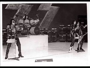 KISS "I was Made For Lovin' You" Sep 25 1981 México (High Quality Never Seen Before)