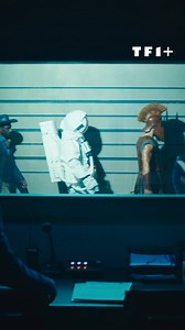 Des centaines de films et séries gratuitement sur tous vos écrans. On ne vous demande rien, juste d’en profiter.🎁 | TF1