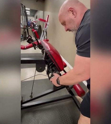 Quick instructions for the pro Maxima, single leg, leg curl ￼