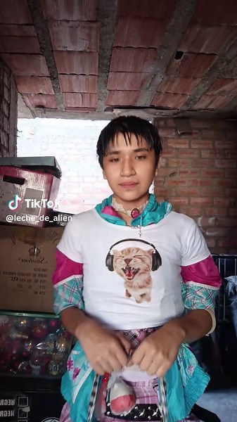 oufit linda muchachita , lit se me hacia tarde 🐛 #fyp #moda #fashion #cutecore🎀🦴🍮🐾 #maximalism #oufitideas #humor #lindamuchachita