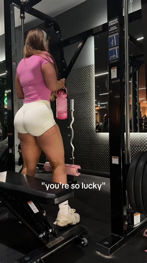 we're grafters🩷🎧@DFYNE @DFYNE.HQ @Rick | ONLINE COACH #GymTok #gymfits #dfyne #gymgirls