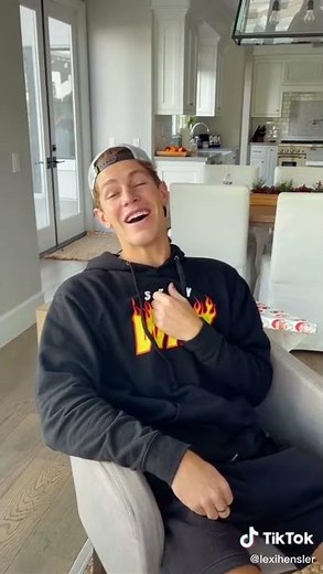 lexi Hensler Singing better than everyone