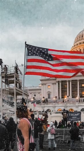 On this day five years ago, a far-right mob stormed the US Capitol building hoping to overturn a free and fair election. Today serves as a reminder of how important it is to defend democracy. #history #january5th #capitolriot #trump #insurrection Photo by Tyler Merbler - https://www.flickr.com/photos/37527185@N05/50812356151/, CC BY 2.0, https://commons.wikimedia.org/w/index.php?curid=155834796 | The Radical Tea Towel Company