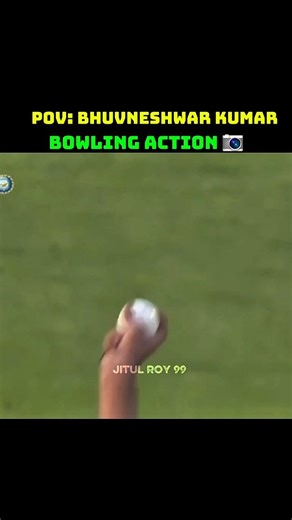 Bhuvneshwar bowling action📷