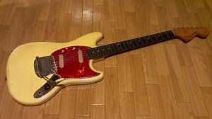 ヴィンテージギターFender 1965年製 Mustangをレビュー！
