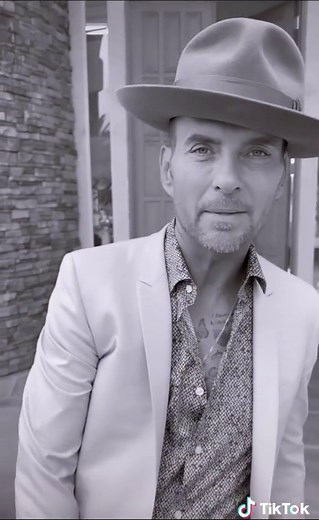 Life-changing Adventures in Las Vegas and the UK