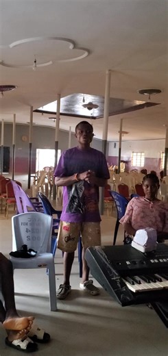 Rehearsal Session: Mastering Gospel Singing Techniques