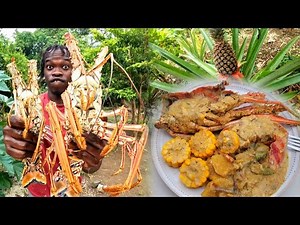 Giant Lobster Cook in File Paper Pan | Cleaning Up The Pineapples on The Farm