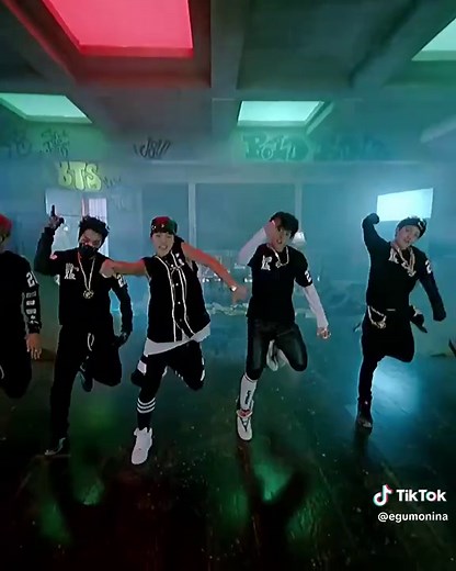 BTS 'No More Dream' Performance Highlights