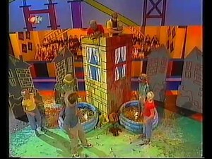 Fun House 1999 Windowboxes/Glacier/Kangaroos (Part 1 of 2)