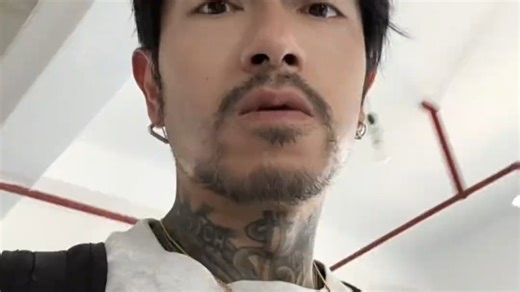 不是迪子，你来真的啊？ 上周发布，这周发我！EDR CF 迎来V2！这紫色！谁顶得住啊？下周龙井见！让骑行成为一种生活 VANRYSEL 迪卡侬