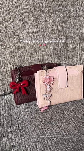 Tsuki Nepal | Trifold Wallets Available! Spacious wallet with multi compartments and comes with keychain! #wallet #trifold #gift #walletneoal... | Instagram