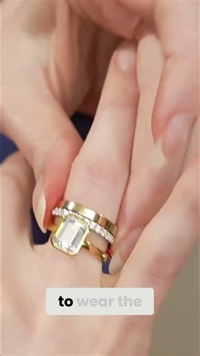 Live Jewelry: How to Stack Wedding Rings the Right Way