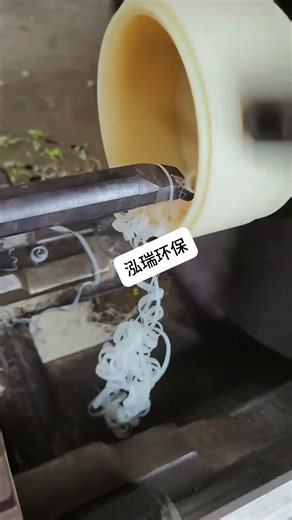 Boring tool cutting inside the spinning workpiece 🌀