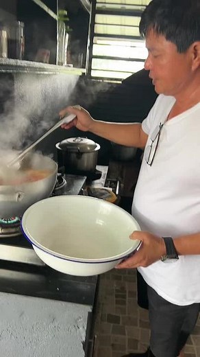 Cooking Delicious Meals in a Wok: Step-by-Step Guide
