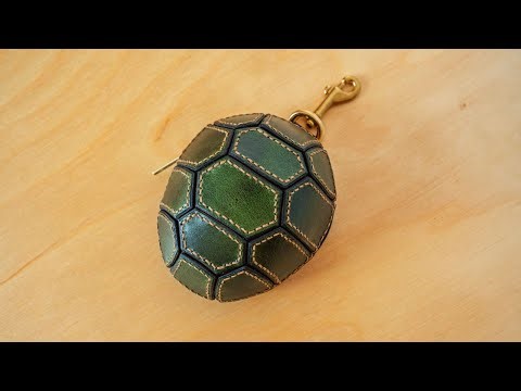 Making a Leather Turtle Shell Coin Purse PDF Pattern