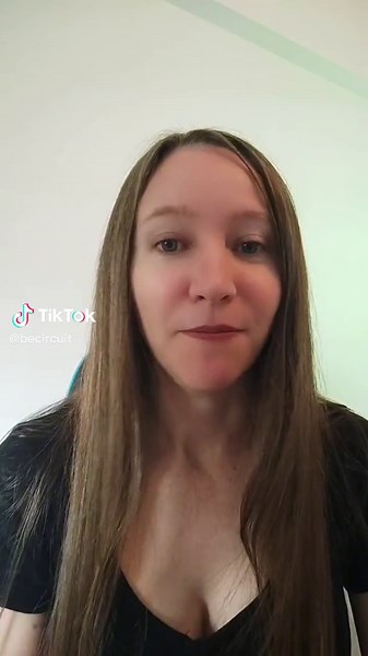 Programando al Arduino con la inteligencia artificial #tinkercad #arduinotutorial #arduinonano #arduino #circuitos #electronica #proyectoarduino #arduinouno #arduinomega #electronicabasica #proteus