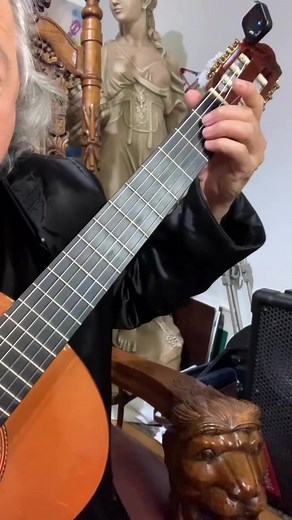 50 reactions | #angelfargas #arpeggios #strumming #requinto #chords #tutorial #Nicaragua | Angel A Fargas | Facebook