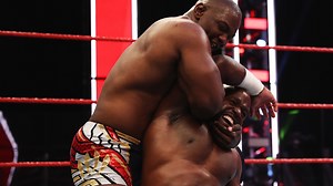Apollo Crews had a couple tricks up his sleeve! | WWE Raw Show