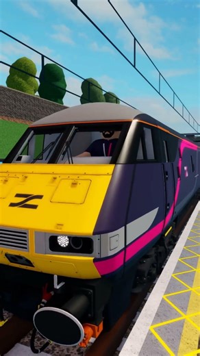 Class 91 Departs Hampton Hargate in SCR!