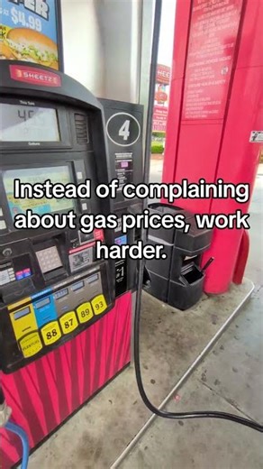 Gas too high? Make more money.Simple 💀#Chevy #Elcamino #classic #Cars #Fyp