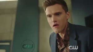 The Flash: "Elseworlds, Part 1" Crossover Review