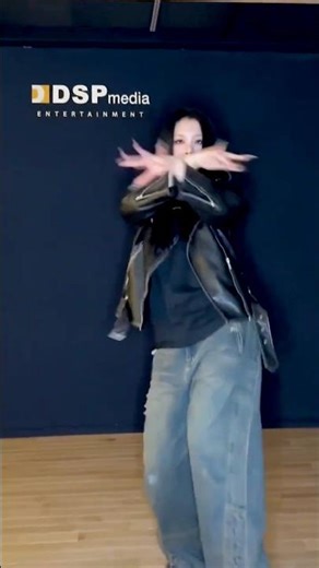 Home Sweet Home 🖤 #KARD #전지우 #JIWOO #EXIST #HomeSweetHome