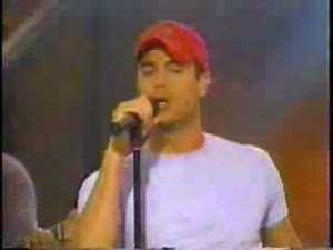 Enrique Iglesias - Bailamos (Live)