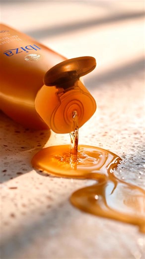 Quand la douche devient soin 🌸 Bien plus que de simples gels douche, la gamme Ibiza offre des textures-soins uniques qui enveloppent la peau d’une crème douce et satinée. Et puis, il y a le parfum… 🌴 Golden, solaire et lumineux 🍹 Punch, fruité et vitaminé 🛁 Relax, doux et enveloppant 🔥 Sensual, chaud et envoûtant 🌬️ Origin, frais et purifiant Chaque senteur vous emmène ailleurs… Un rituel d’évasion qui réveille la peau et les sens à chaque douche. Et vous, quelle est votre senteur Ibiza pr