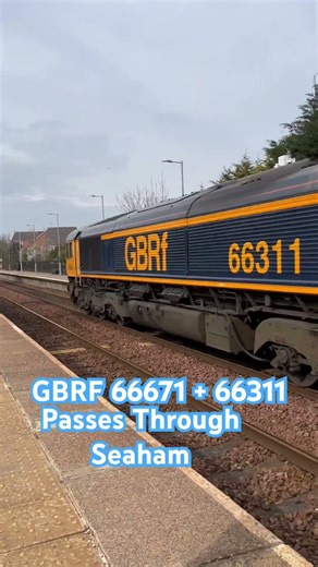 GBRF 66671 “Wensleydale Railway Association 25 Years 1990 - 2015” + 66311 Passing Seaham #GBRF66671