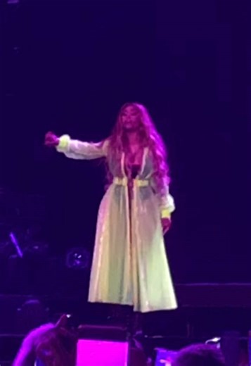 Nicki Minaj's Motorsport Performance at Birmingham Tour
