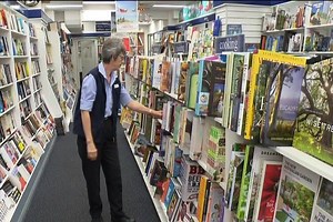 1.4K views | Local shops are on alert. Online shopping giant Amazon is launching in Australia tomorrow. | 7NEWS Central West | Facebook