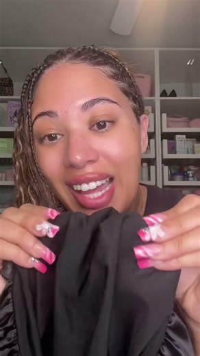 a bonnet has saved me so much time not having to fix my hair in the morning@sesecode_official2974