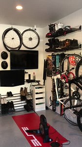 Step inside Paul's garage - how great is this set up!? Go check out his not-for-profit organisation: Light On PTSD | Steadyrack