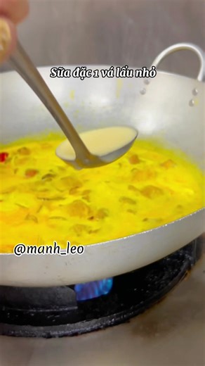 110K views · 673 reactions | Heo rừng xào lăn ăn bánh mì  | Heo Quay Ngọc Hải | Facebook