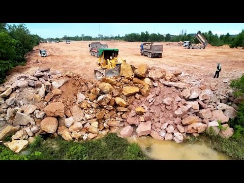 Excellent Work! Massive Stones Was Moving by Super Dozer Komatsu For Land Reclamation Process