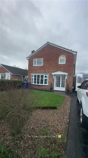 🚨 NEW NEW NEW 🚨 Are you looking for a Lovely Detached Family Home in the Riccall area or know someone who is?Three Bedrooms, Open Countryside Views, Deceptively Spacious, Two Reception Rooms, Modern Kitchen, Sought After Village Location! Do NOT miss out - book a viewing today 👇🏻 📍The Hawthorns, Riccall 💵 £350,000 🏡 For more details or to book a viewing, give us a call or email! 📱077804 65767 📧 amie.brooks@exp.uk.com