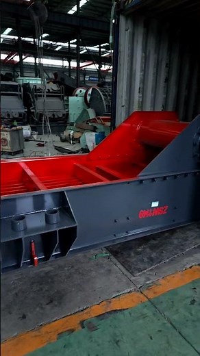 flamco -grizzly feeder ZSW4913(150-250tph) under loading #crusher #machine #crusherplant
