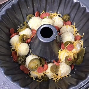 410K views · 1.2K reactions | Pull apart pizza bread is perfect for the weekends!!! Recipe —>> https://www.isavea2z.com/keto-pull-apart-pizza-bread-recipe/ Perfect for game days too!! | Keto Friendly Recipes | Facebook