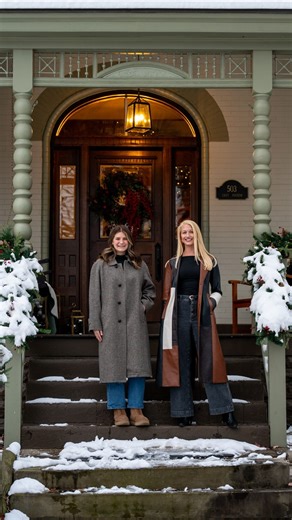 Alexis Galligan | Real Estate Advisor on Instagram: "🎄 We’re bringing the magic back to the East Row this weekend — and you’re invited. 🎄 The 2025 East Row Victorian Christmas Tour features eight beautifully decorated historic homes, including the iconic Weidemann Mansion and the newly designed Frontgate House, styled by @honorandgracedesigns with pieces from @frontgate and @potterybarn. Paige and I are co-chairing this year’s tour, and we’re so proud of what the community is putting together 