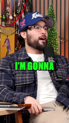 Top NFL Quarterbacks: Analyzing Their Support Systems