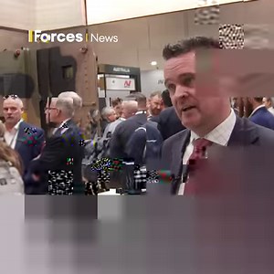 Did you know a drone made of cardboard has been destroying or damaging Russian jets in Ukraine? Forces News got a closer look at the flat-packed drone made by Sypaq, at this year’s DSEI exhibition. | Forces News