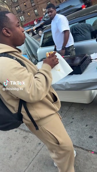 Delicious Street Food Experience in Queens