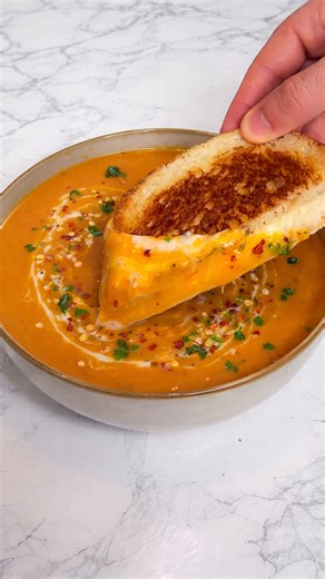 Looking for a creamy vegan squash soup recipe?