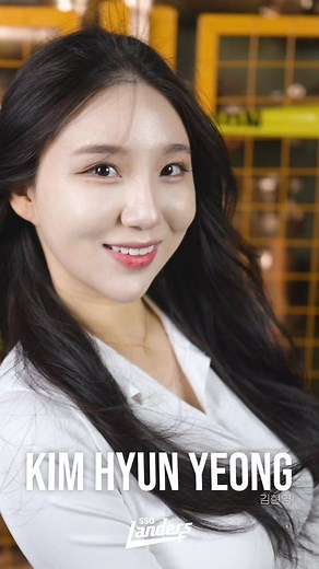 @ssglanders.incheon SSG응원단 뮤비 촬영 cut ⚾️❤️ 쓱튜브에 가면 풀버젼 볼수있다구용 !! 다들 개막전에서 만나용〰️🌟 | 김현영