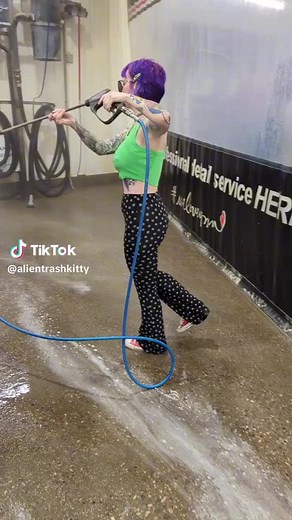 alienkitty (@alienkittytrash)’s videos with original sound - alienkitty