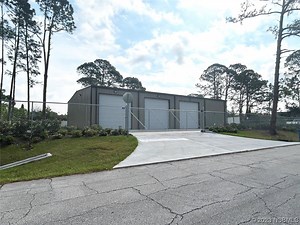 2703 Guava Dr, Edgewater, FL 32141 - MLS NS1073986 - Coldwell Banker