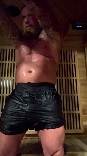 Ray “Cash” Care | Navy SEAL | Speaker on Instagram: "Doing a little sauna workout. Who says the sauna has to be boring. Doing some simulated dry firing. Now before all, you tier, one killers, get on here and start commenting. Remember, doing something is better than doing nothing. I incorporate the kettlebell because it weighs more than a pistol and it builds up strength and stamina. I am so tired of just getting into the sauna and sitting. It’s a great drill. Give it a try. Focus is on - the dr