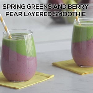 11 reactions | Antioxidant-rich berries and fiberful pears make layers of love in this vibrant, nutrient-dense smoothie! | USA Pears | Facebook